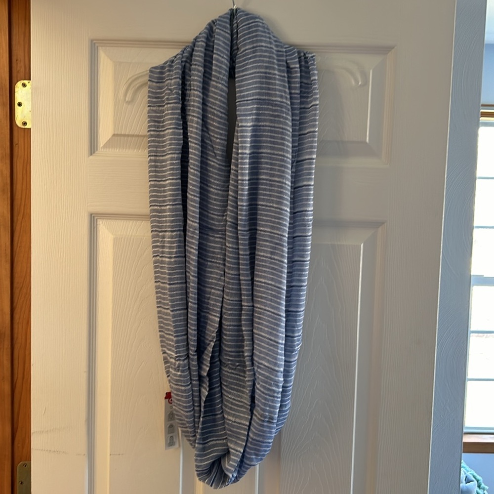 Infinity scarf - Picture 2 of 4